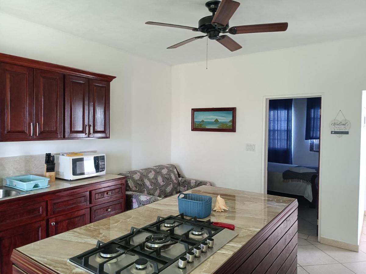 Holiday Home Belvedere Dickenson Bay Habitación foto