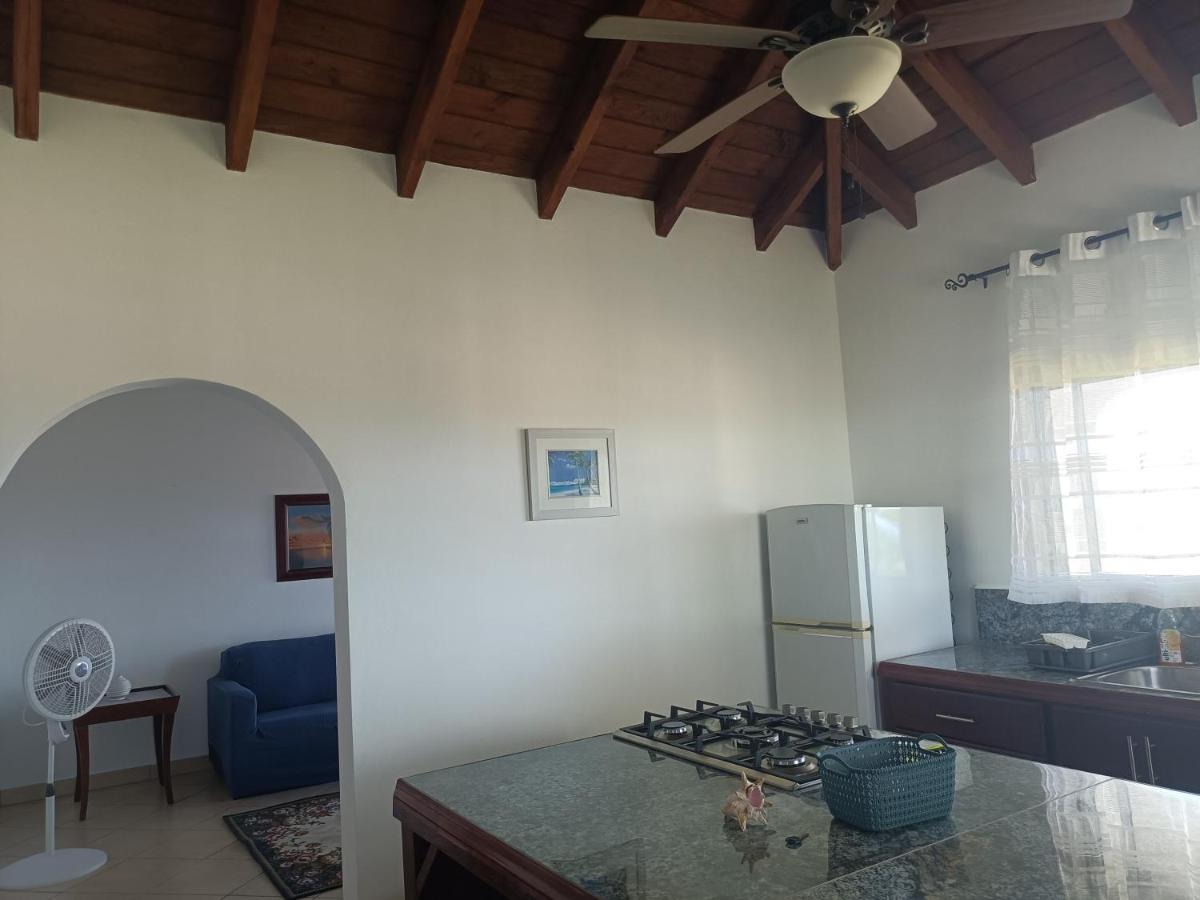Holiday Home Belvedere Dickenson Bay Habitación foto